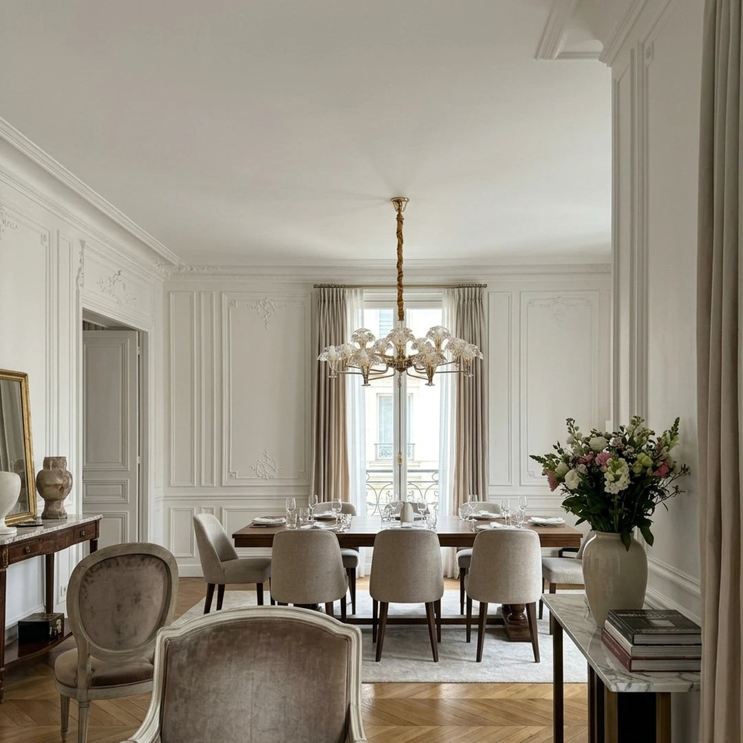 Le Lys – salle à manger parisienne, longue table